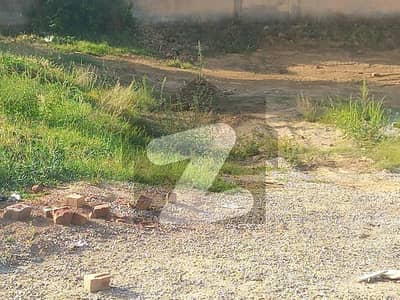 ڈی ایچ اے فیز 7 ڈیفنس (ڈی ایچ اے),لاہور میں 1 کنال کمرشل پلاٹ 62.0 کروڑ میں برائے فروخت۔