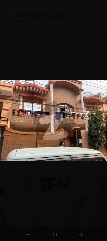 علامہ اقبال ٹاؤن ۔ کریم بلاک علامہ اقبال ٹاؤن,لاہور میں 5 کمروں کا 11 مرلہ مکان 4.2 کروڑ میں برائے فروخت۔