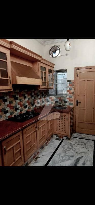 25x40 4 Marla used house for Sale G-13/1