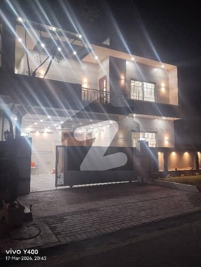 Bahria Enclave Islambad sector c2 10 Marla brand new luxury house available for sale