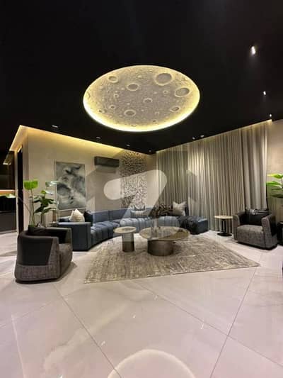 ڈی ایچ اے فیز 6 - بلاک سی فیز 6,ڈیفنس (ڈی ایچ اے),لاہور میں 6 کمروں کا 1 کنال مکان 16.55 کروڑ میں برائے فروخت۔