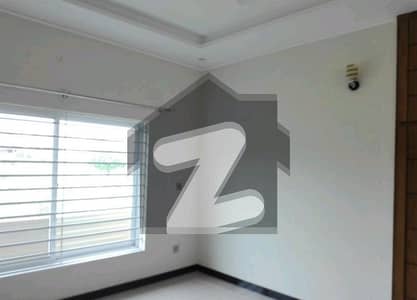 بحریہ ٹاؤن فیز 8 بحریہ ٹاؤن راولپنڈی,راولپنڈی میں 10 مرلہ زیریں پورشن 60.0 ہزار میں کرایہ پر دستیاب ہے۔