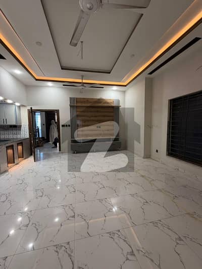 5 Bed Ground Portion Nd Basement Available For Rent On 15 Marla