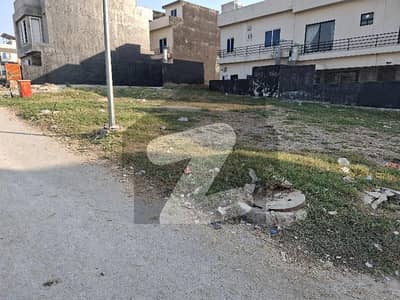 بحریہ ٹاؤن فیز 8 ۔ علی بلاک بحریہ ٹاؤن فیز 8 ۔ سفاری ویلی,بحریہ ٹاؤن فیز 8,بحریہ ٹاؤن راولپنڈی,راولپنڈی میں 5 مرلہ رہائشی پلاٹ 68.0 لاکھ میں برائے فروخت۔