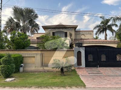CORNER SPANISH DESIGN 2-KANAL ELEGANT AND FULLY MAINTAINED SUPER HOT LOCATED BUNGALOW IS AVAILABLE IN THE BEST BLOCK OF DHA LAHORE.