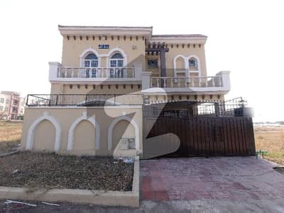 روز گارڈن بحریہ ٹاؤن فیز 8,بحریہ ٹاؤن راولپنڈی,راولپنڈی میں 3 کمروں کا 5 مرلہ مکان 1.8 کروڑ میں برائے فروخت۔