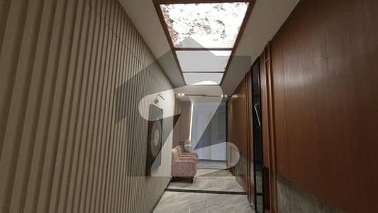 جمشید روڈ کراچی میں 3 کمروں کا 8 مرلہ فلیٹ 3.1 کروڑ میں برائے فروخت۔