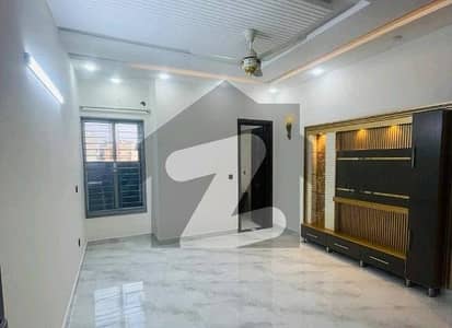 Upper Portion For sale In Rs. 11800000