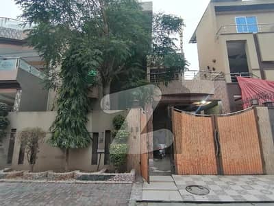 Ideal 10 Marla House Available In Al Rehman Phase 2 - Block B, Lahore