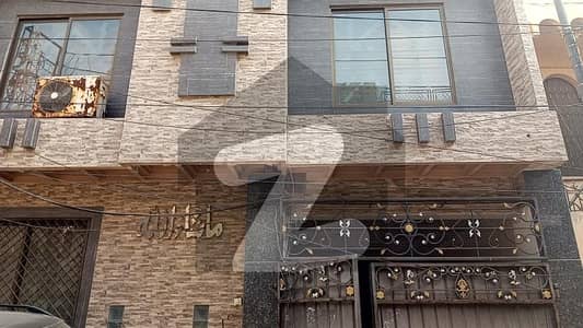 Prime Location Ideal House For sale In Madina Town