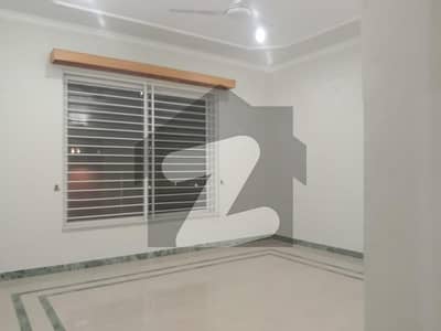 Lower Portion Of 10 Marla For Rent In E-11