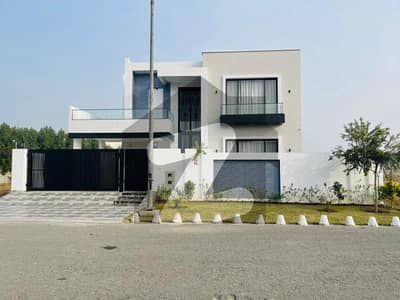 ڈی ایچ اے فیز 7 ڈیفنس (ڈی ایچ اے),لاہور میں 5 کمروں کا 1 کنال مکان 7.5 کروڑ میں برائے فروخت۔