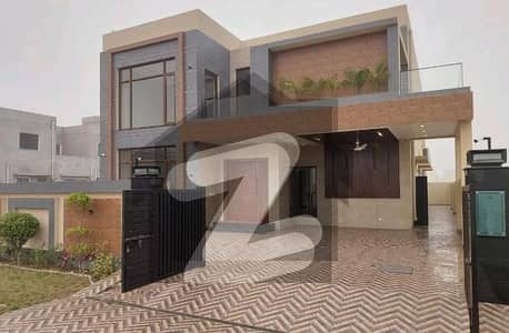 ڈی ایچ اے فیز 7 ڈیفنس (ڈی ایچ اے),لاہور میں 5 کمروں کا 1 کنال مکان 11.5 کروڑ میں برائے فروخت۔