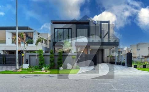 ڈی ایچ اے فیز 6 ڈیفنس (ڈی ایچ اے),لاہور میں 6 کمروں کا 1 کنال مکان 19.5 کروڑ میں برائے فروخت۔