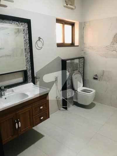 17 Marla 5 Bed Brigadier House for Rent in Askari 10, Lahore