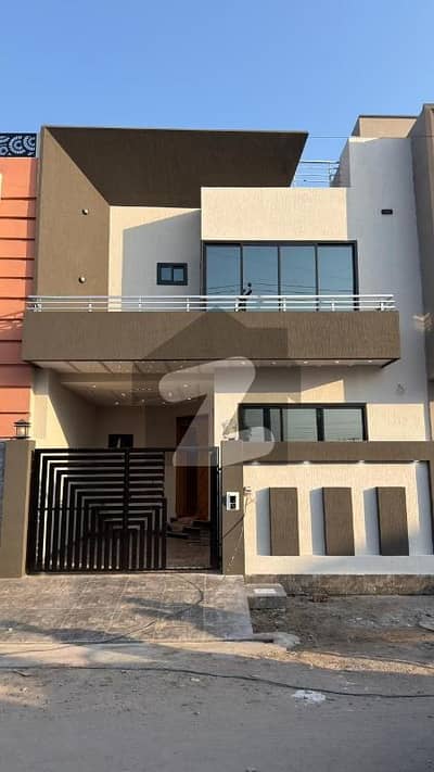 ریور گارڈن ہاوسنگ سکیم جی ٹی روڈ,گجرات میں 5 کمروں کا 5 مرلہ مکان 2.3 کروڑ میں برائے فروخت۔