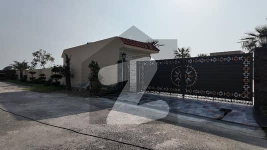 برکی روڈ کینٹ,لاہور میں 3 کمروں کا 7 کنال فارم ہاؤس 19.0 کروڑ میں برائے فروخت۔