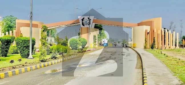 C BLOCK 1 KANAL FACING PARK PLOT FOR SALE