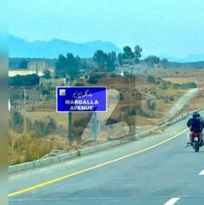 *B,17 ,D BLACK 40*80 PLOT 2091,BEST LOCATION BEST INVESTMENT BEST FOR HOUSE BULD PRICE 1 CORER 35 LAC