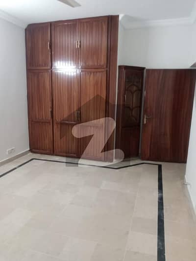 جی ۔ 11/3 جی ۔ 11,اسلام آباد میں 2 کمروں کا 3 مرلہ فلیٹ 55.0 ہزار میں کرایہ پر دستیاب ہے۔