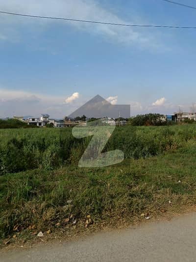 1500 sq feet plot for sale in i- 14/4.