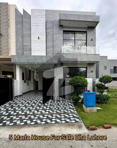 ڈی ایچ اے 9 ٹاؤن ڈیفنس (ڈی ایچ اے),لاہور میں 3 کمروں کا 5 مرلہ مکان 2.4 کروڑ میں برائے فروخت۔