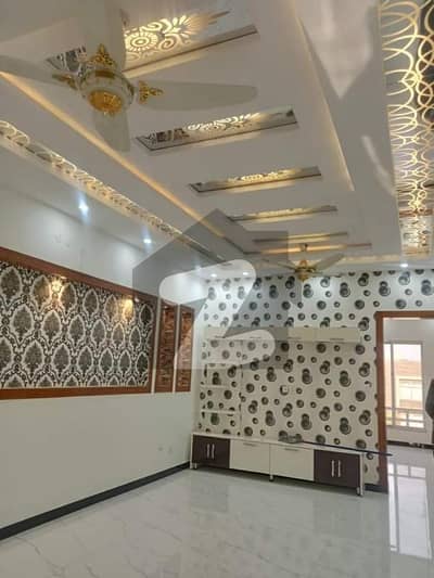 Rawalpindi bahria town phase8 10 Marla Uper portion available for rent