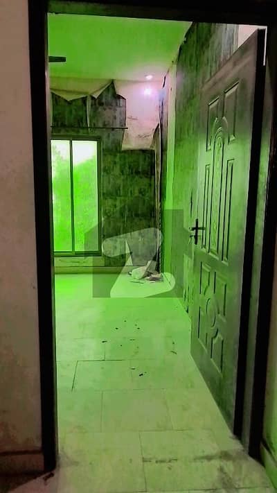 پنجاب کوآپریٹو ہاؤسنگ سوسائٹی لاہور میں 1 کمرے کا 2 مرلہ فلیٹ 23.5 ہزار میں کرایہ پر دستیاب ہے۔