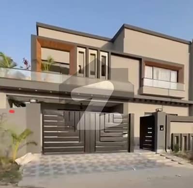 11.5 Marla brand new luxury house