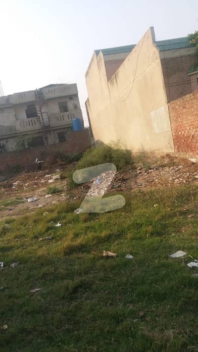 1-Kanal E1 Block Ideal Location Best Price