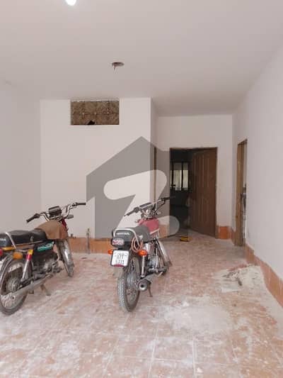 والٹن روڈ لاہور میں 4 کمروں کا 10 مرلہ مکان 3.0 کروڑ میں برائے فروخت۔