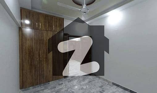 650 Square Feet Flat For rent In Beautiful Qasimabad