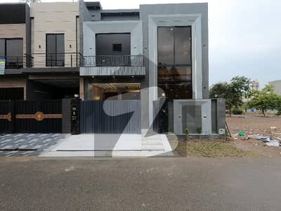 Facing Park - 5 Marla Modern House For Sale In Palm City Lahore Facing Park - 5 Marla Modern House For Sale In Palm City Lahore