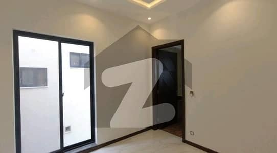 A Great Choice For A 5 Marla House Available In Central Park - Block BB