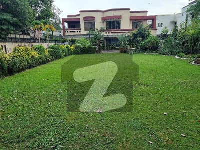 ماڈل ٹاؤن ۔ بلاک سی ماڈل ٹاؤن,لاہور میں 5 کمروں کا 3 کنال مکان 36.0 کروڑ میں برائے فروخت۔