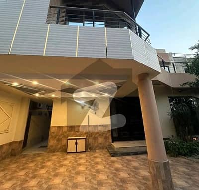 15 Marla Owner Build house for sale in PCSIR Phase 1 Near canal road Near Tech society