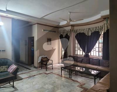 جوہر ٹاؤن فیز 2 - بلاک جے2 جوہر ٹاؤن فیز 2,جوہر ٹاؤن,لاہور میں 5 کمروں کا 1 کنال مکان 3.25 لاکھ میں کرایہ پر دستیاب ہے۔