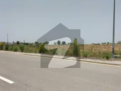 ڈی ایچ اے فیز 5 - سیکٹر سی ڈی ایچ اے ڈیفینس فیز 5,ڈی ایچ اے ڈیفینس,اسلام آباد میں 1 کنال رہائشی پلاٹ 4.35 کروڑ میں برائے فروخت۔