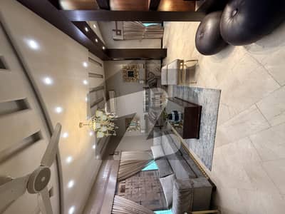 ڈی ایچ اے فیز 4 - بلاک ڈبل جی فیز 4,ڈیفنس (ڈی ایچ اے),لاہور میں 5 کمروں کا 1 کنال مکان 9.25 کروڑ میں برائے فروخت۔ ڈی ایچ اے فیز 4 - بلاک ڈبل جی فیز 4,ڈیفنس (ڈی ایچ اے),لاہور میں 5 کمروں کا 1 کنال مکان 9.25 کروڑ میں برائے فروخت۔