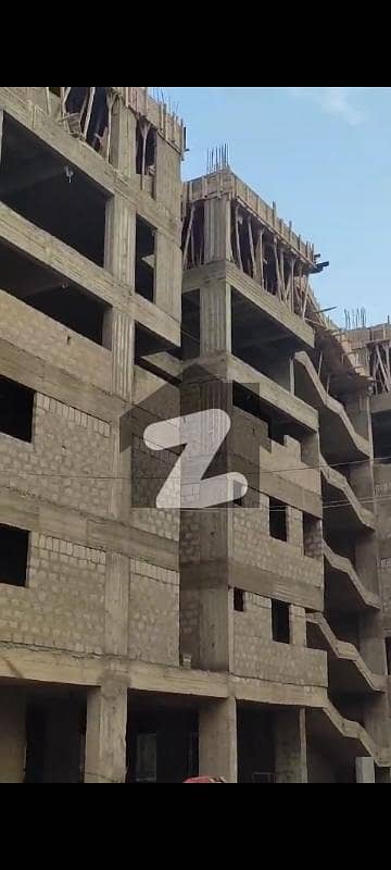 Corner 2 Bed DD Flat Road Facing 4th Floor Ideal Location For Living