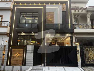 5 Marla Ultra Modern Brand New Double Storey House For Sale