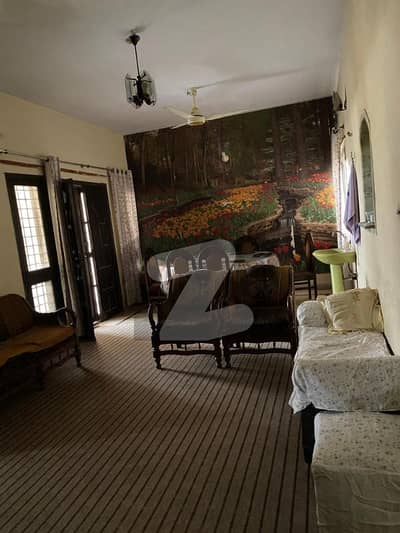 FOR SALE Beautiful Ground + 2 House 240 Sq. Yards (Shadman 14-B, North Nazimabad)