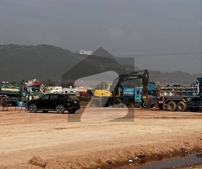 مارگلہ انکلیو مارگلہ ایونیو,اسلام آباد میں 10 مرلہ رہائشی پلاٹ 3.5 کروڑ میں برائے فروخت۔