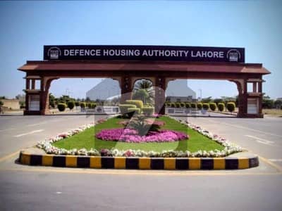 ڈی ایچ اے فیز 8 - بلاک اے ڈی ایچ اے فیز 8,ڈیفنس (ڈی ایچ اے),لاہور میں 1 کنال رہائشی پلاٹ 4.75 کروڑ میں برائے فروخت۔