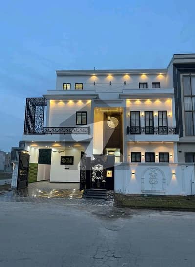 رئیل پام سٹی ایمن آباد موڑ,گوجرانوالہ میں 6 کمروں کا 12 مرلہ مکان 4.85 کروڑ میں برائے فروخت۔