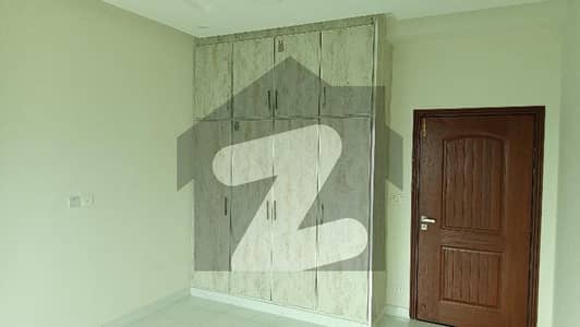 12 Marla Flat For Rent In Askari 10 Lahore