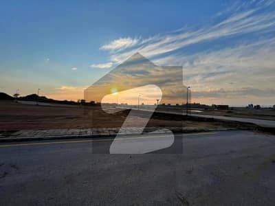 بحریہ ٹاؤن فیز 8 ۔ بلاک کے بحریہ ٹاؤن فیز 8,بحریہ ٹاؤن راولپنڈی,راولپنڈی میں 10 مرلہ رہائشی پلاٹ 65.0 لاکھ میں برائے فروخت۔