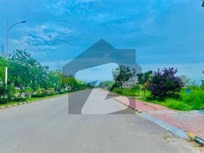 Block A | Size: 10 Marla Park Face Developed With Possession Gulberg Residencia Islamabad