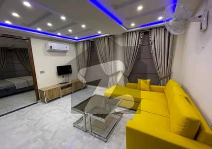 Flat For Grabs In 480 Square Feet Lahore