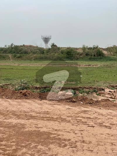 Corner 1 Kanal Residential Plot In Stunning Bahria Town Phase 8 - Block P Is Available For Sale